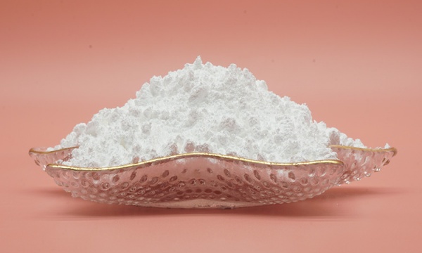 氧化鋁粉在光學玻璃中的精密作用